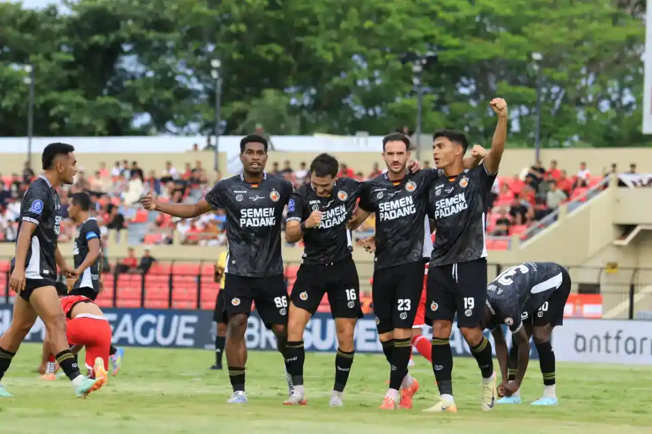 kalahkan-persijap,-semen-padang-fc-putus-puasa-menang
