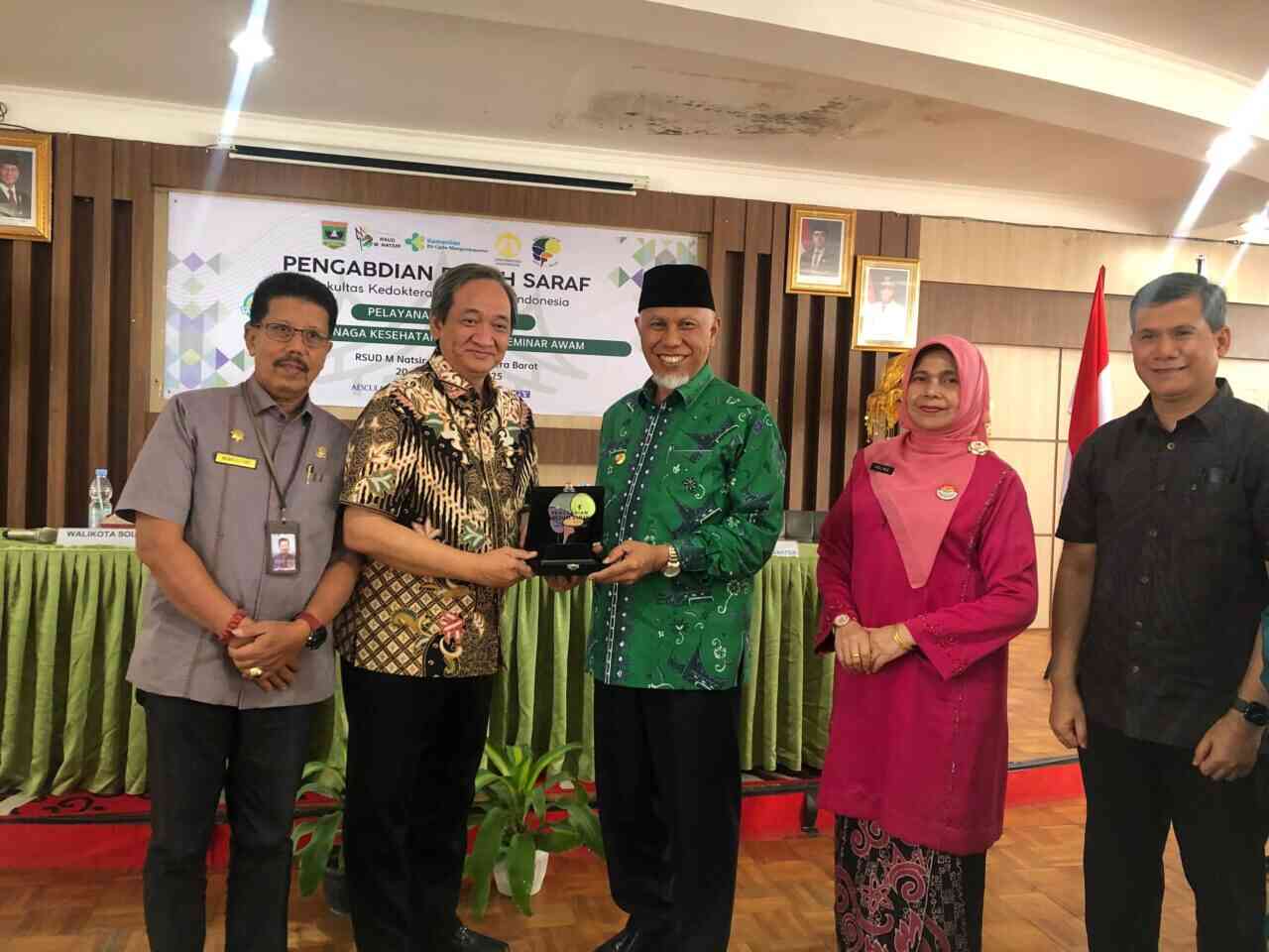 fkui–rscm-perkuat-layanan-bedah-saraf-di-rsud-m.-natsir-solok