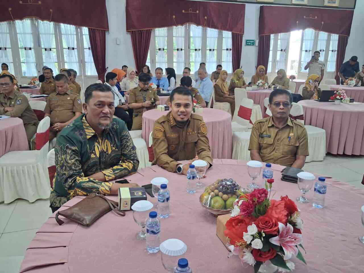 hadiri-hlm-tp2dd,-wabup-m.-ihpan-dorong-bapenda-pasaman-barat-pacu-digitalisasi-pajak-dan-retribusi