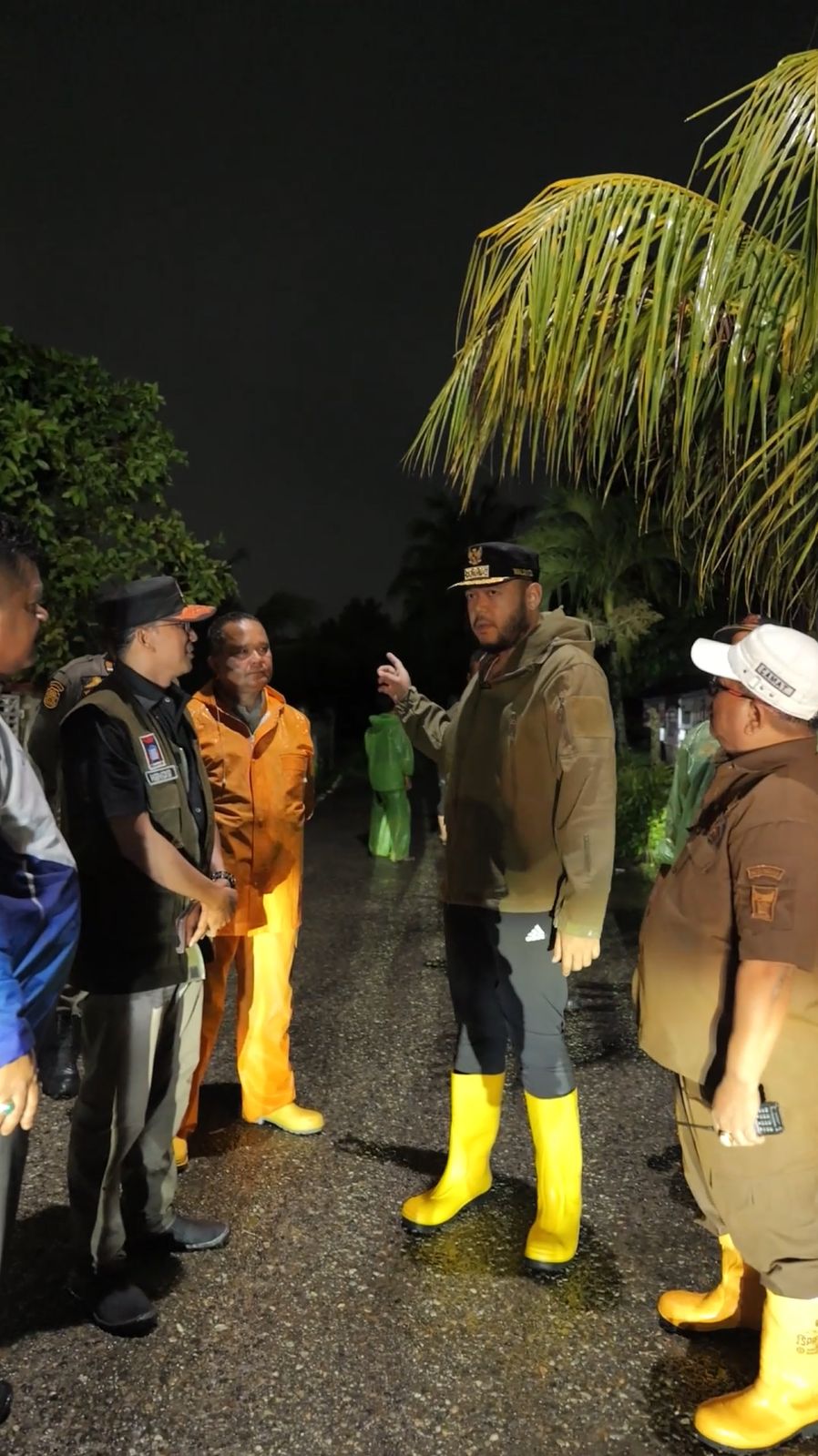 pantau-wilayah-terdampak-banjir,-wako-fadly-amran:-bantuan-segera-dikirim