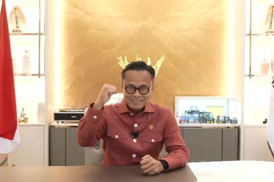 minang-geopark-run-2025,-dony-oskaria-ajak-peserta-nikmati-alam-minangkabau