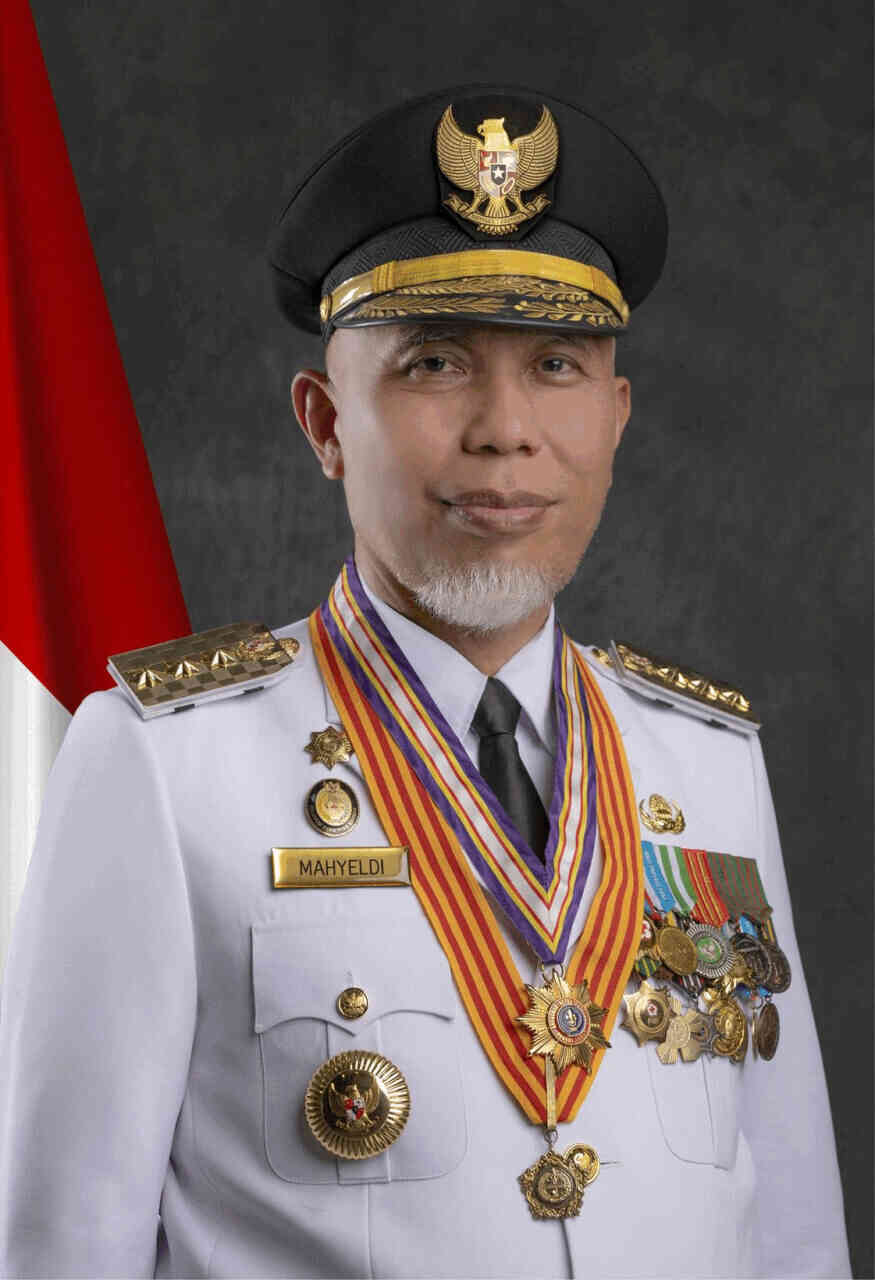 gubernur-mahyeldi-bergegas-dari-malaysia