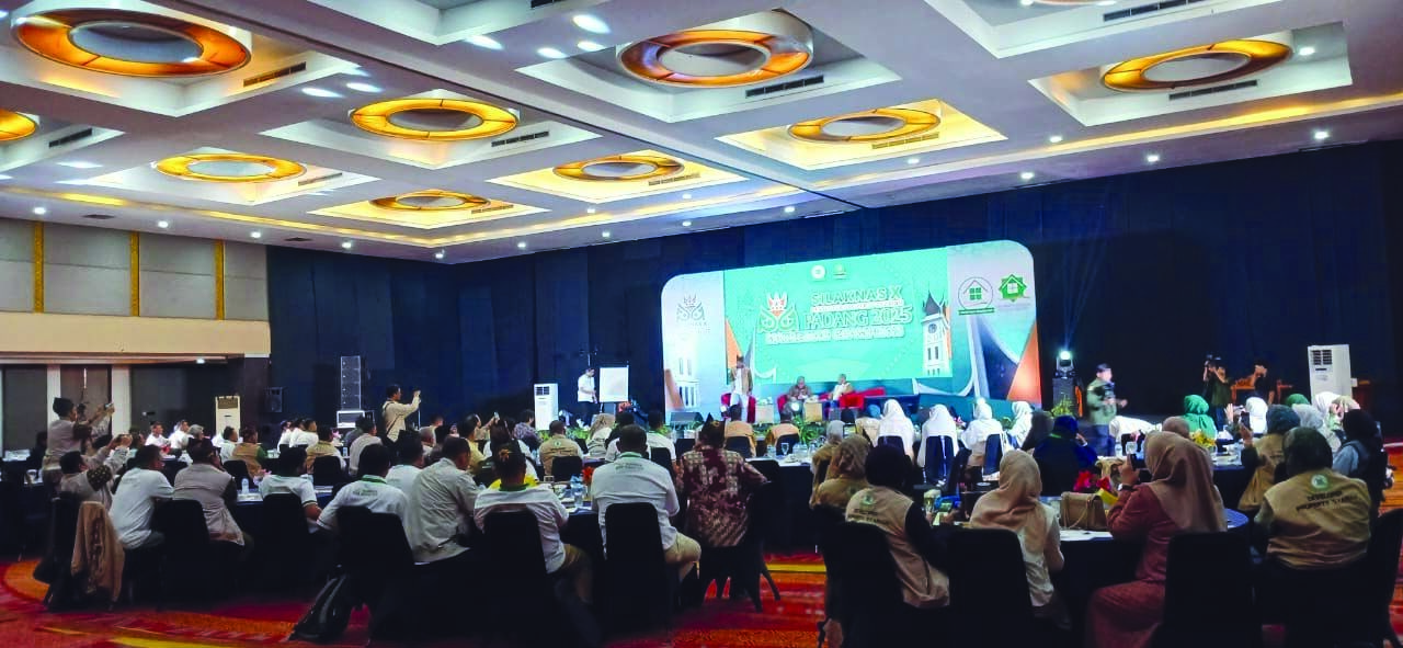 asosiasi-developer-syariah-siap-berkolaborasi-:-wamen-fahri-hamzah-optimis-3-juta-rumah-tercapai