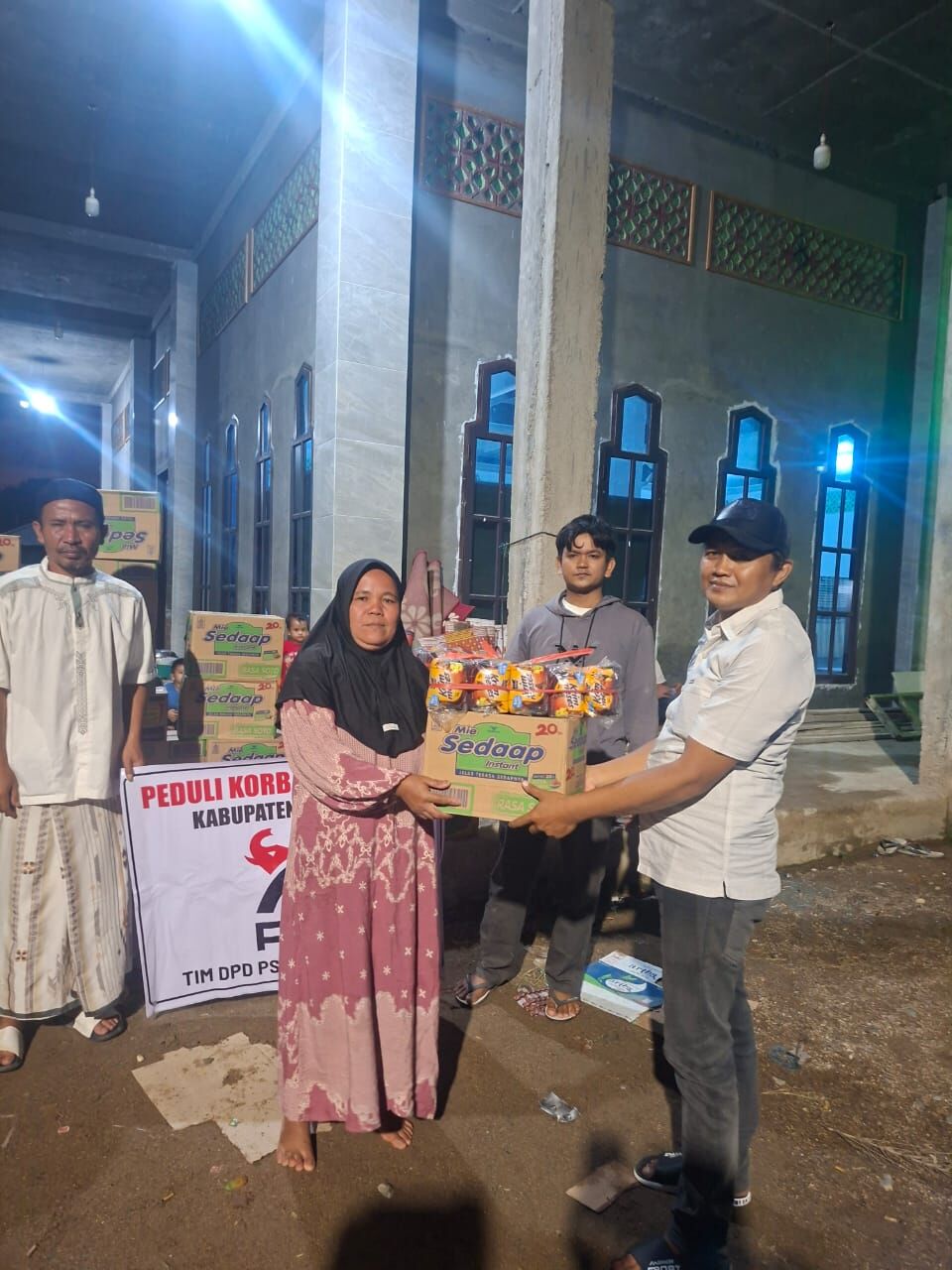 psi-pasaman-salurkan-bantuan-untuk-warga-terdampak-banjir-di-panti-dan-padang-gelugur