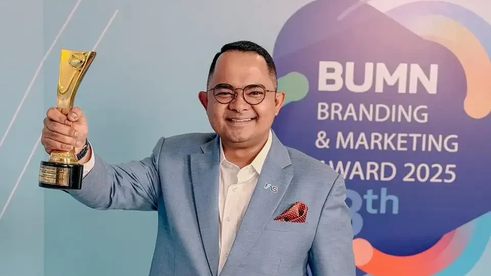 muchdian-muchlis-raih-best-cmo,-ias-borong-penghargaan-di-bumn-branding-award