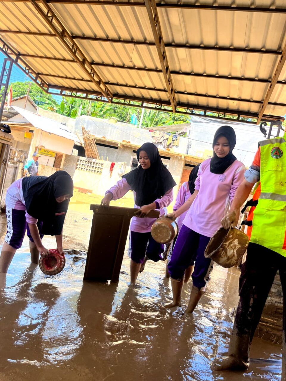 smk-genus-tingkatkan-karakter-empati-melalui-peduli-bencana