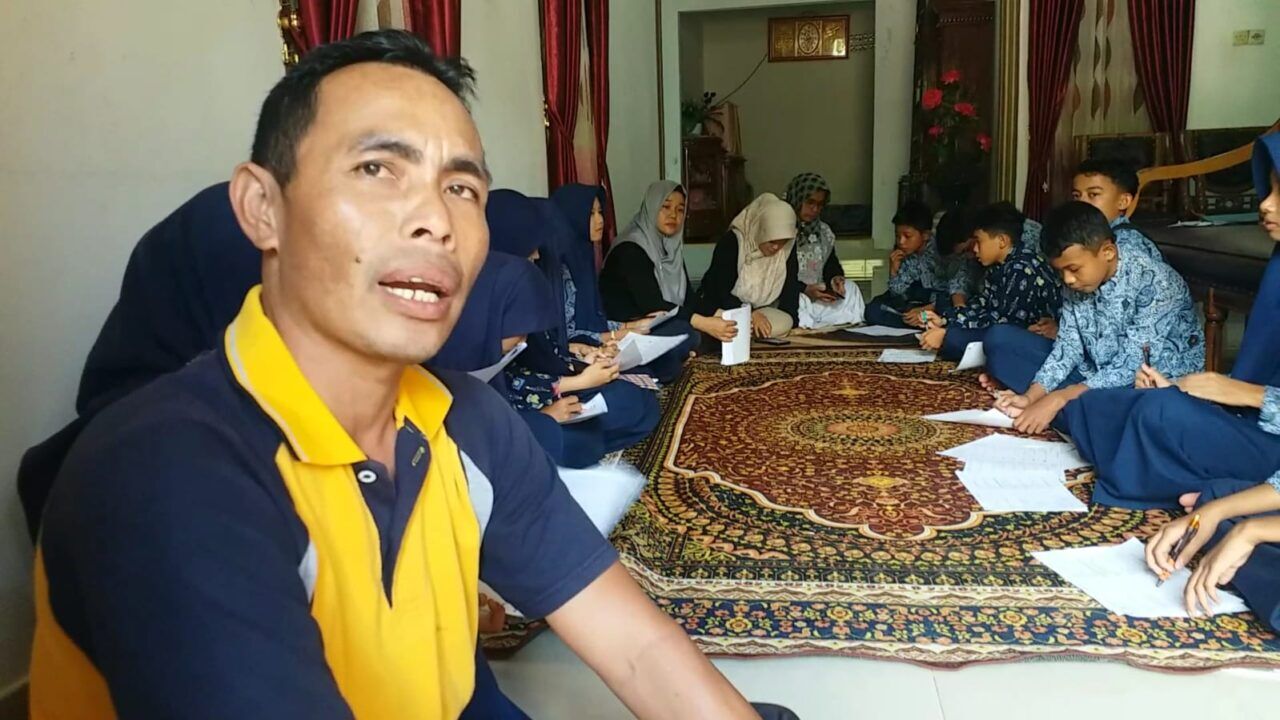 mtsn-8-pesisir-selatan-gelar-ujian-semester-dari-rumah-akibat-banjir-dan-longsor