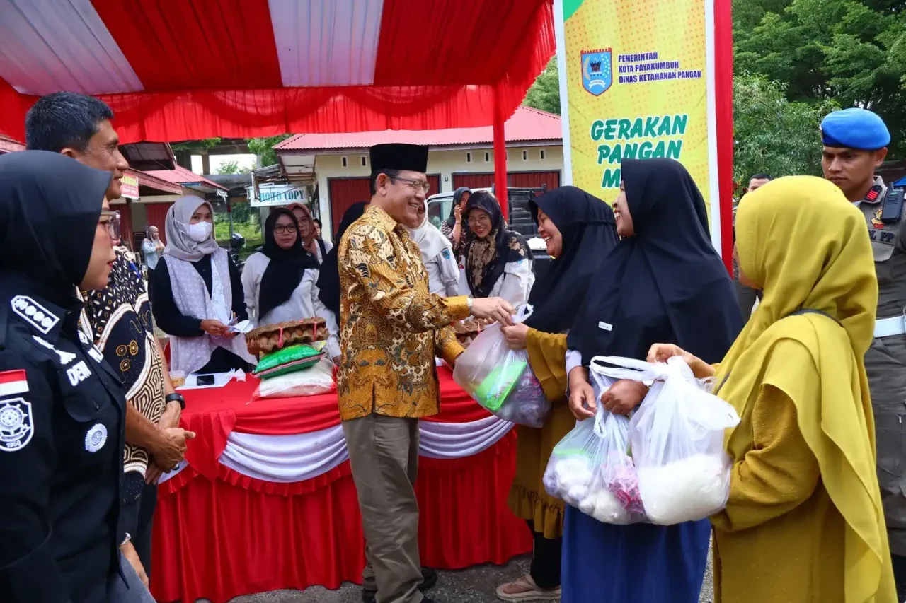 antisipasi-lonjakan-harga-bahan-pokok-jelang-nataru,-pemko-payakumbuh-gelar-gerakan-pangan-murah