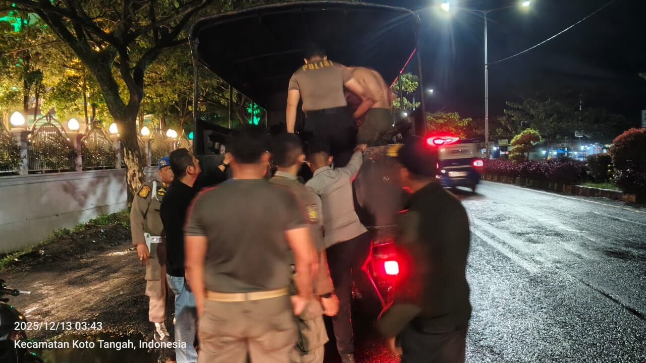 satpol-pp-padang-gagalkan-aksi-tawuran-di-koto-panjang