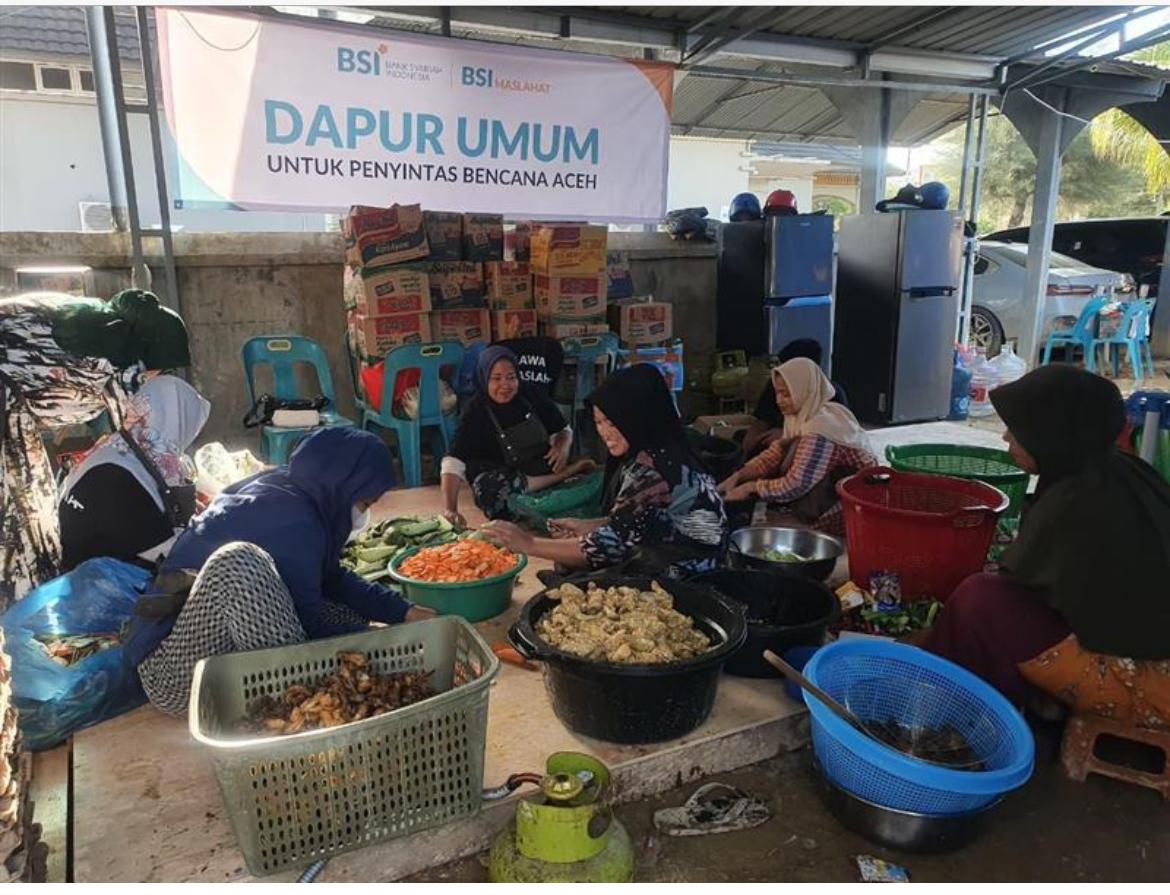 bsi-salurkan-78,7-ton-bantuan-senilai-rp12-miliar-untuk-korban-bencana-di-sumatera