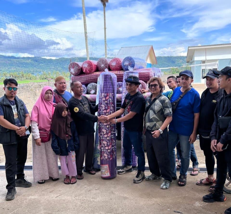 di-antara-lumpur-dan-kehilangan,-apprindo-mengantar-harapan-untuk-solok