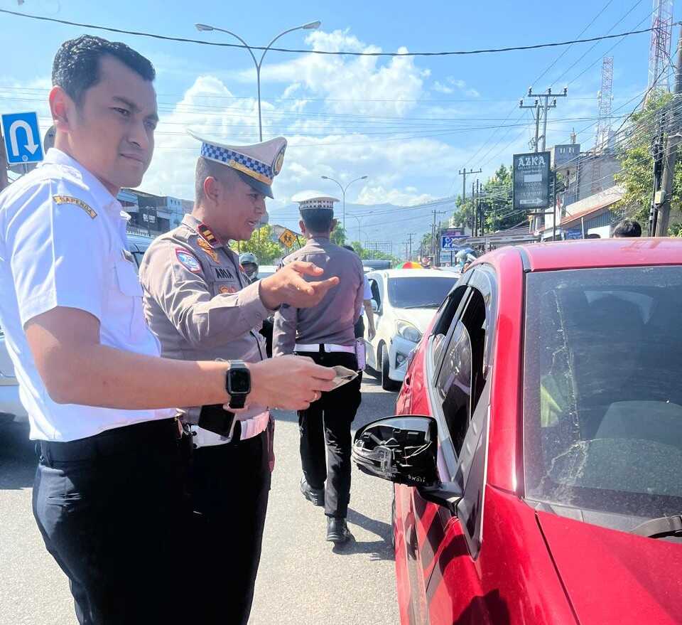 samsat-padang-intensifkan-razia-dan-sebar-100-ribu-surat-peringatan,-ingatkan-program-pemutihan-pajak