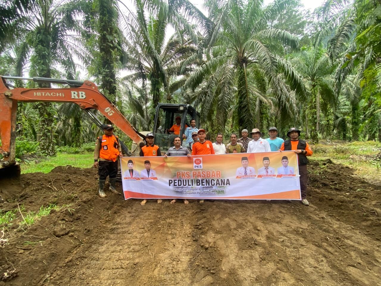 asa-petani-jorong-talang-kuning-kembali-bersemi,-pks-pasbar-hadir-sambungkan-urat-nadi-ekonomi-yang-terputus