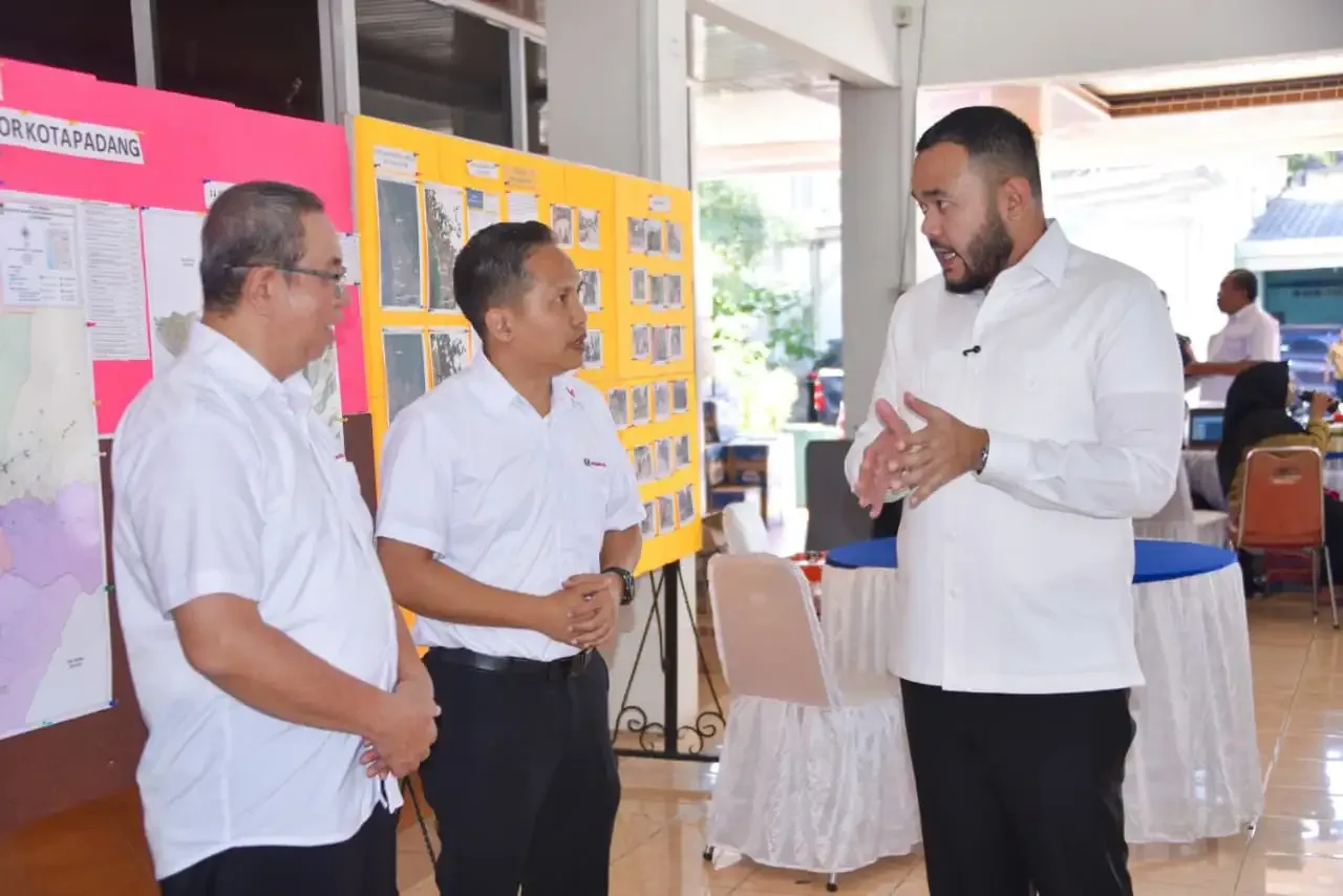 astra-honda-bantu-korban-banjir-padang,-fokus-penuhi-kebutuhan-hunian-sementara