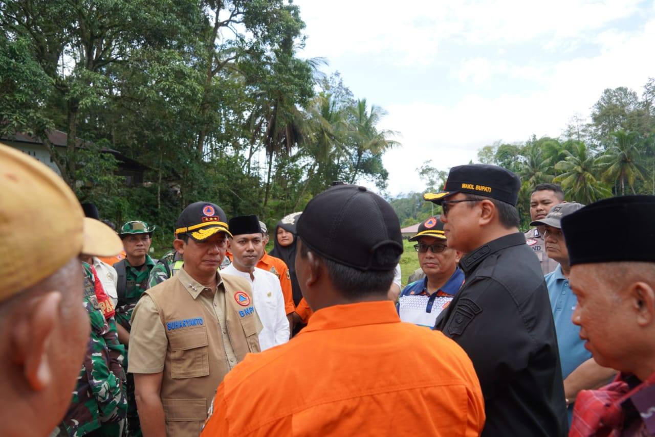 pemkab-tanah-datar-usulkan-554-huntara-untuk-korban-bencana