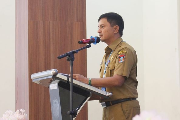 pad-padang-tembus-rp898-miliar