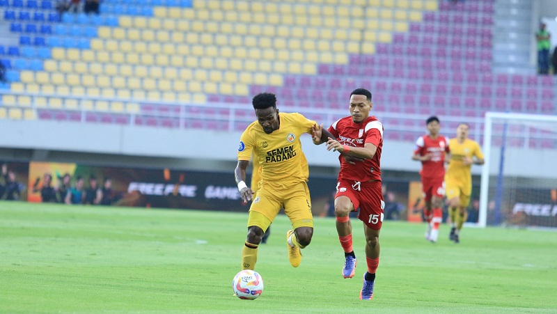 malam-ini-semen-padang-hadapi-persija-di-agus-salim;-bisa-menang?