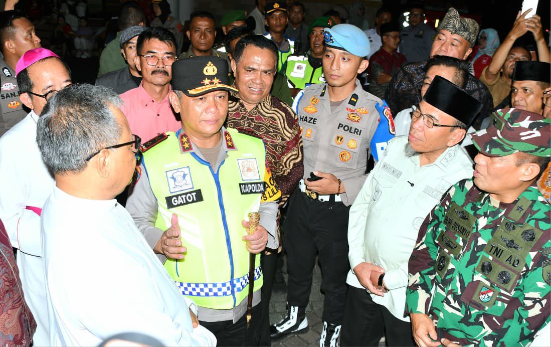 wawako-monitoring-misa-natal-dan-pos-pam,-pemko-padang-komitmen-ciptakan-kondusifitas