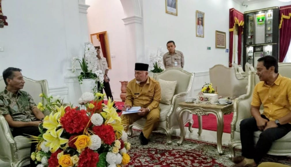tanggap-darurat-bencana-berakhir,-gubernur-ajak-pwi-sumbar-kawal-rehab-rekon