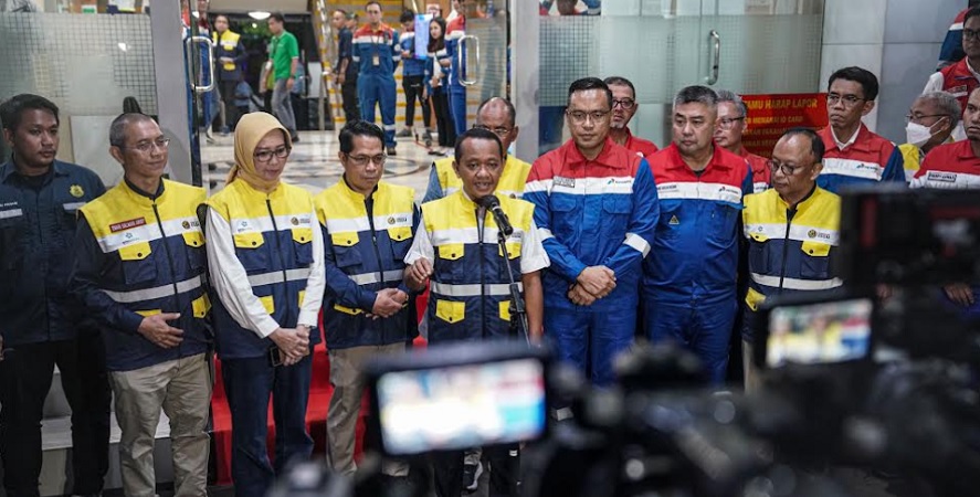 menteri-esdm-pastikan-distribusi-energi-aman-jelang-tahun-baru