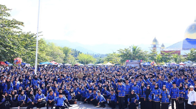 bupati-john-kenedy-azis-lantik-1.758-pppk-paruh-waktu