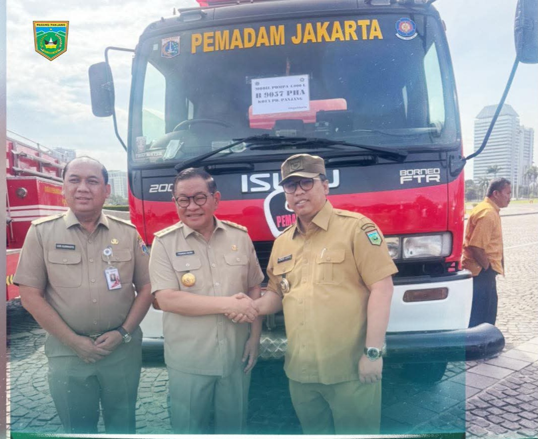 dki-hibahkan-armada-damkar,-padang-panjang-tingkatkan-kesiapsiagaan-kebakaran
