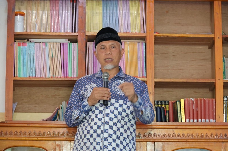 gubernur-sumbar-tegaskan-tak-ada-rencana-pembongkaran-jembatan-kereta-api-di-lembah-anai