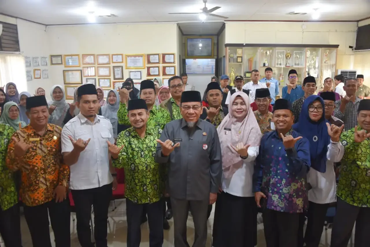 pemko-padang-naikkan-bantuan-masjid-di-ramadhan