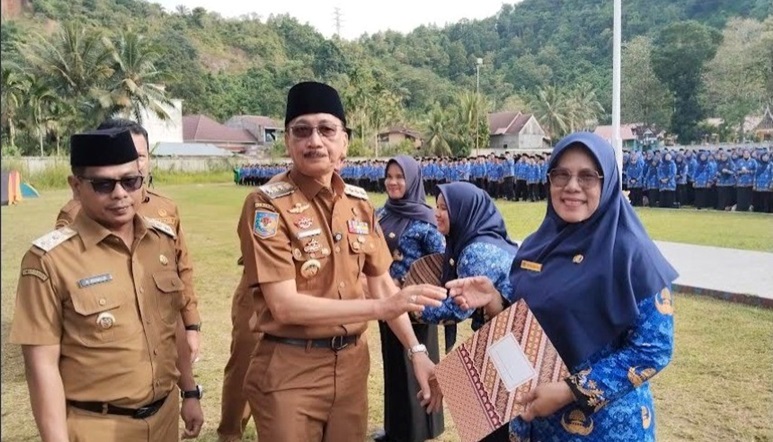 4.191-pppk-paruh-waktu-di-lingkungan-pemkab-pessel-dilantik