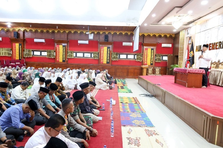 pemko-pariaman-gelar-tabligh-akbar-sekaligus-refleksi-tahun-2025