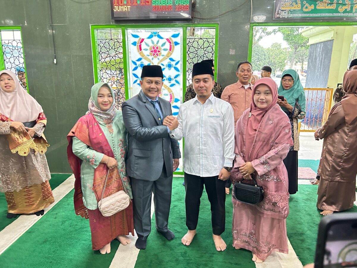 sekwan-dprd-agam-dilantik,-wujudkan-koordinasi-komunikasi-eksekutif-dan-legislatif