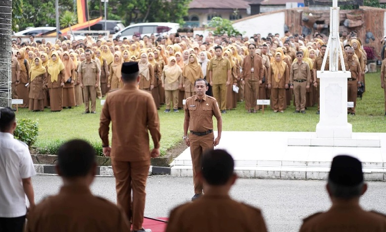 wali-kota-solok-pimpin-apel-perdana-tahun-2026