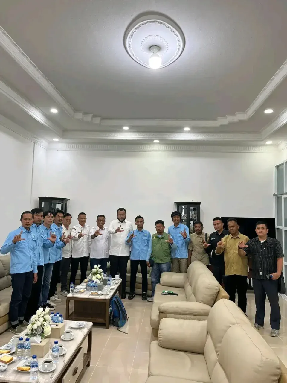 kota-padang-jadi-lokomotif-gerakan-penanaman-satu-juta-pohon-di-sumbar