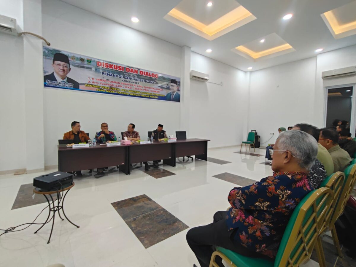 irman-gusman-konsolidasikan-kekuatan-daerah,-pemulihan-sumbar-pascabencana-didorong-lebih-cepat