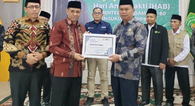 baznas-sijunjung-terima-sertifikat-penghargaan-dari-kanwil-kemenag-sumbar