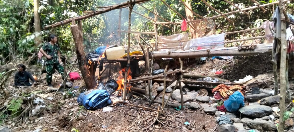 polisi-tindak-tambang-emas-ilegal-di-hulu-sungai-batang-penadah-tapan,-sejumlah-alat-disita