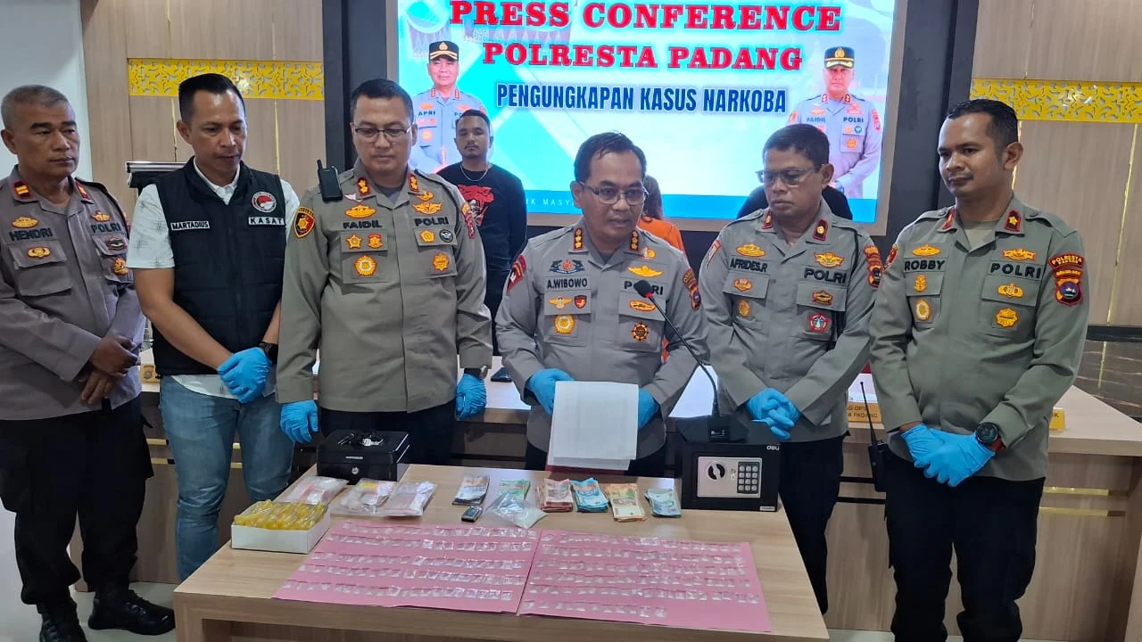 sabu-siap-edar-diamankan,-polisi-gulung-pengedar-di-pasar-gaung-padang