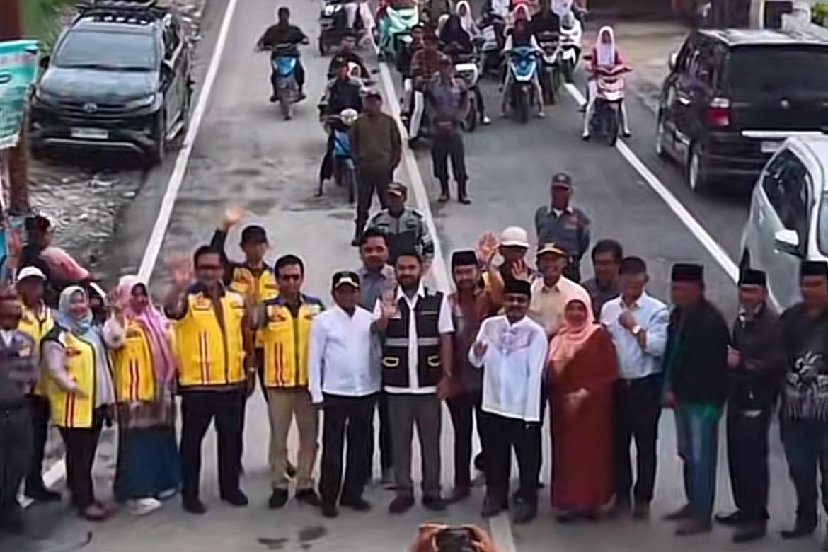 resmikan-jalan-taratak-gundi-alahan-panjang,-bukti-komitmen-zigo-rolanda-bangun-daerah