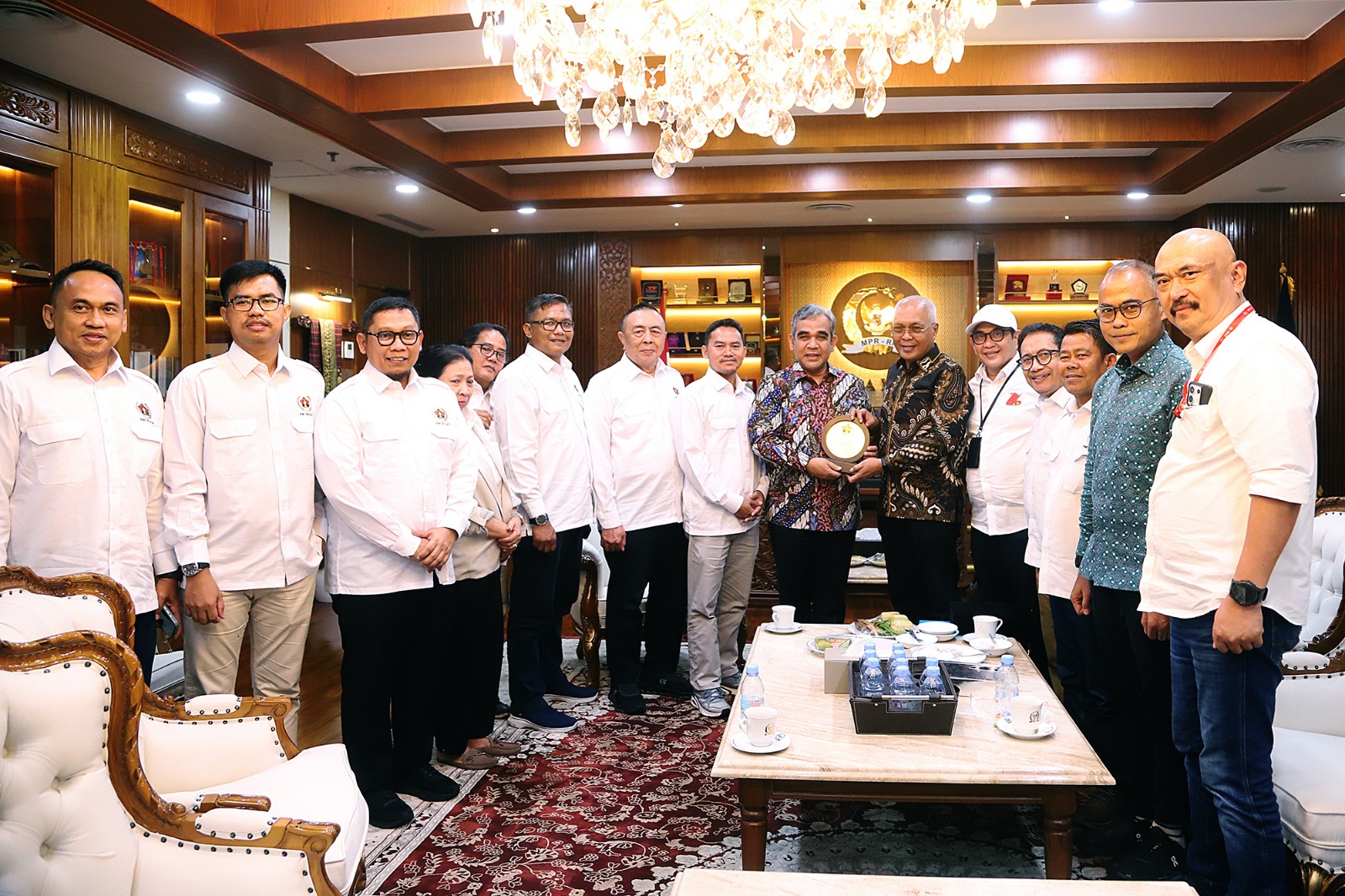 audiensi-dengan-pwi,-ketua-mpr-ahmad-muzani:-hati-saya-tetap-wartawan