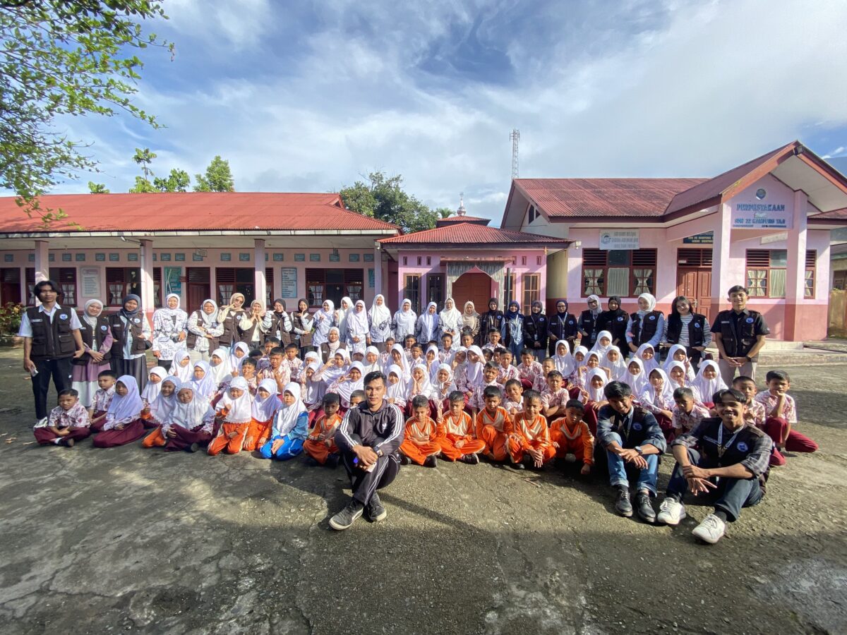 kkn-unand-sosialisasikan-anti-bullying-di-sdn-22-kampung-taji