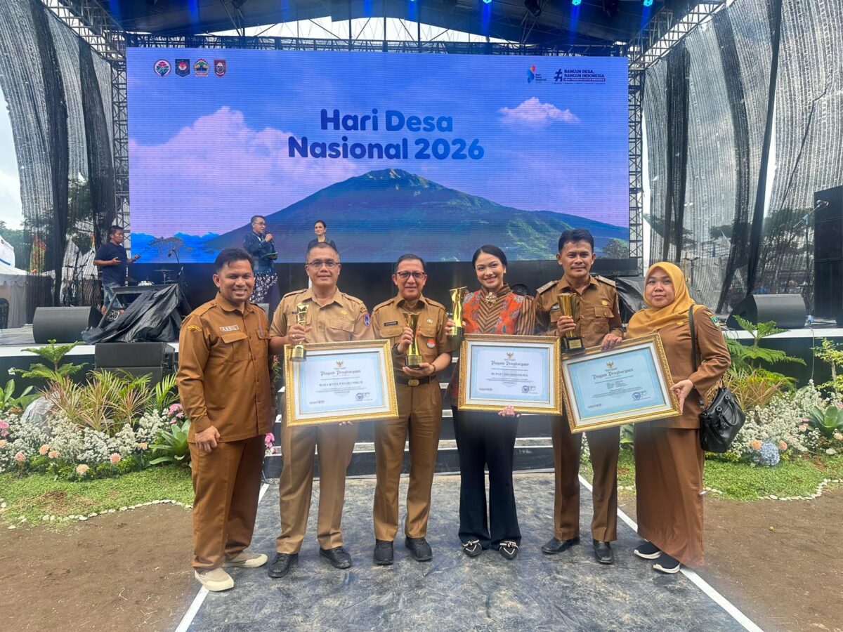 harum-di-tingkat-nasional,-gubernur-mahyeldi-sabet-penghargaan-upakarya-wanua-nugraha