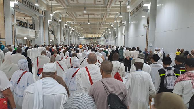 kemenhaj-optimalkan-kanal-kawal-haji-sebagai-pusat-pengaduan-jamaah-2026