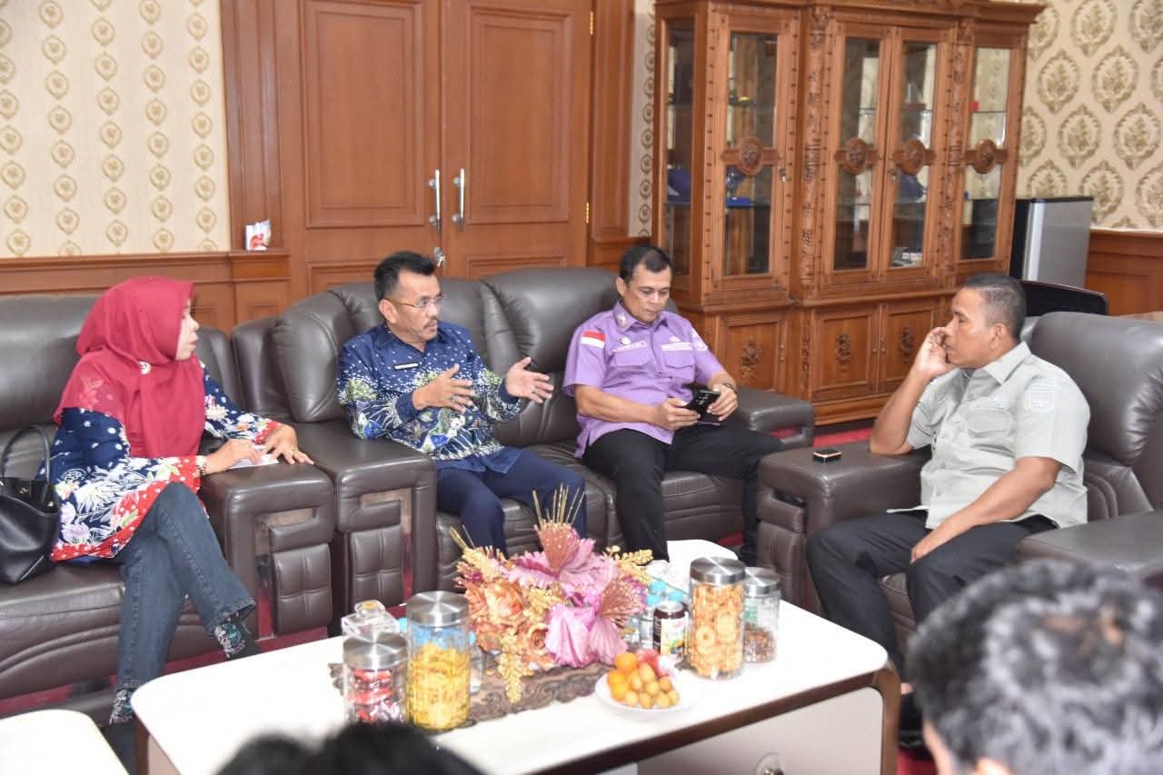 bbpom-padang-berencana-menanam-pohon-di-kota-pariaman