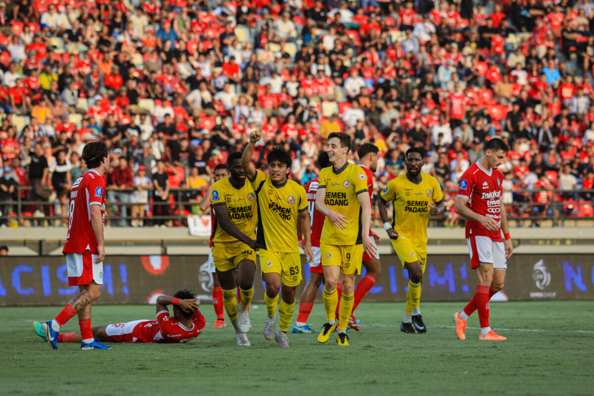 pergantian-pemain-jadi-petaka-semen-padang-fc-lawan-bali-united