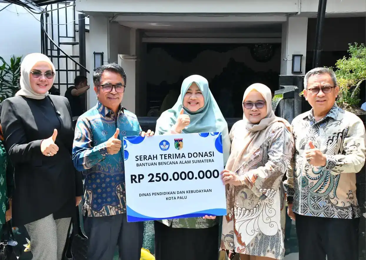 donasi-pendidikan-palu-sentuh-padang,-solidaritas-atasi-dampak-hidrometeorologi