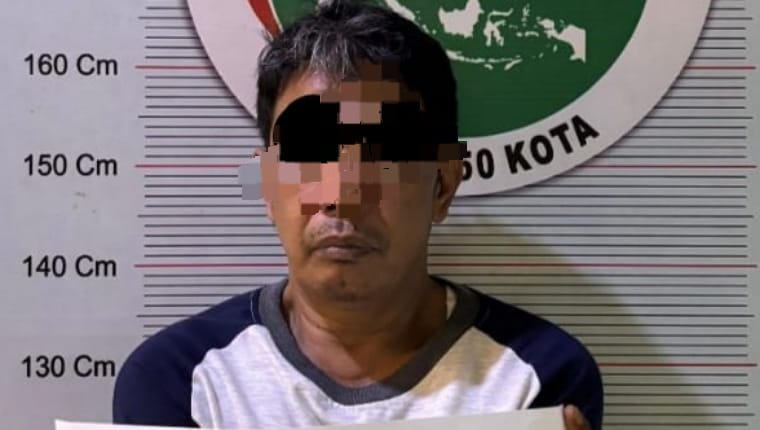 gerak-gerik-mencurigakan-di-depan-ruko,-polisi-tangkap-terduga-pengedar-sabu-di-harau