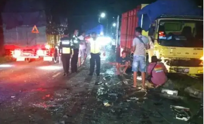 tiga-tewas-dalam-kecelakaan-maut-di-jalan-manggopoh-lubuk-basung 