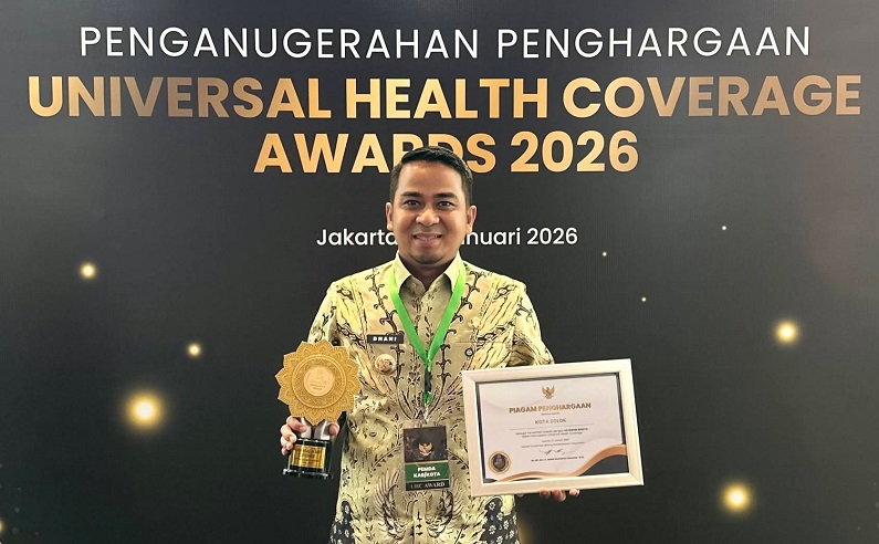 kota-solok-terima-penghargaan-uhc-awards-2026-kategori-madya