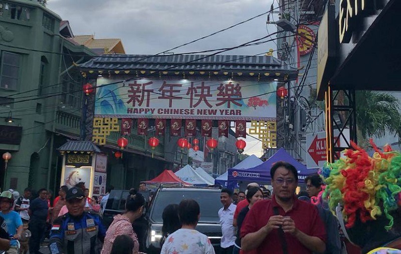 pasar-malam-imlek,-kawasan-kota-tua-padang-diproyeksikan-jadi-ikon-nasional