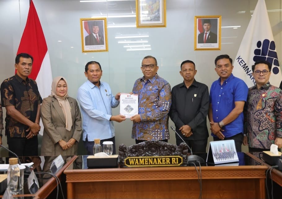 dprd-agam-kunjungi-kemenaker,-sejumlah-program-pengurangan-penganguran-disiapkan